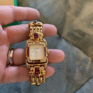 18kt  5+ carats cabochons rubles& diamonds Tabbah